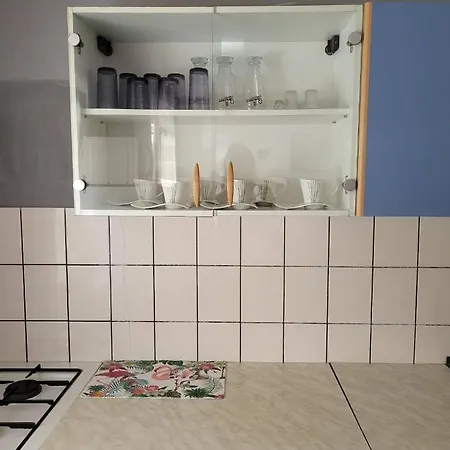 Apartman Anamarija דירה